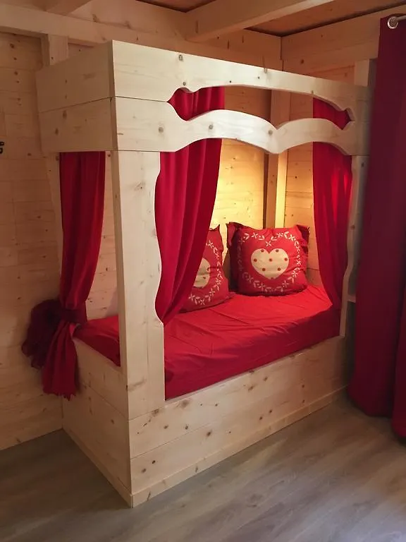 Relais Mont Jura Adults Only Bed and Breakfast Lélex 0*,  Frankrijk